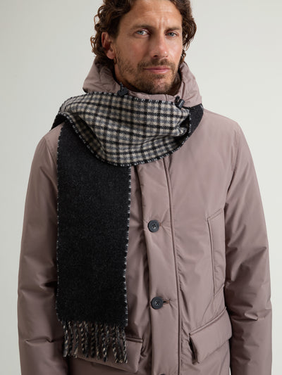 Micro Pattern Scarf