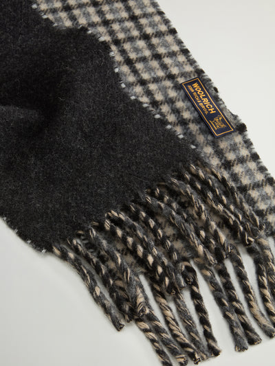 Micro Pattern Scarf