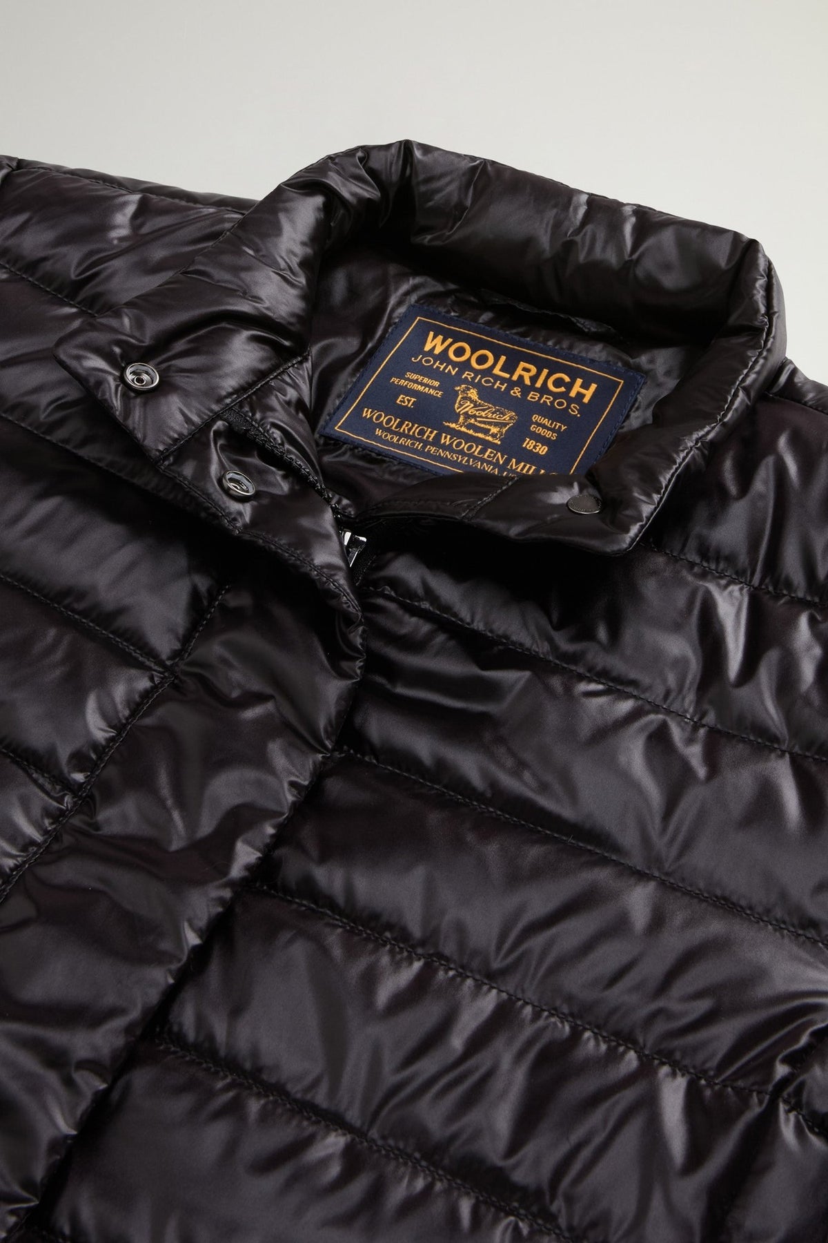 Lightweight Down Jacket in Liquid Nylon - woolrich-us - Outerwear