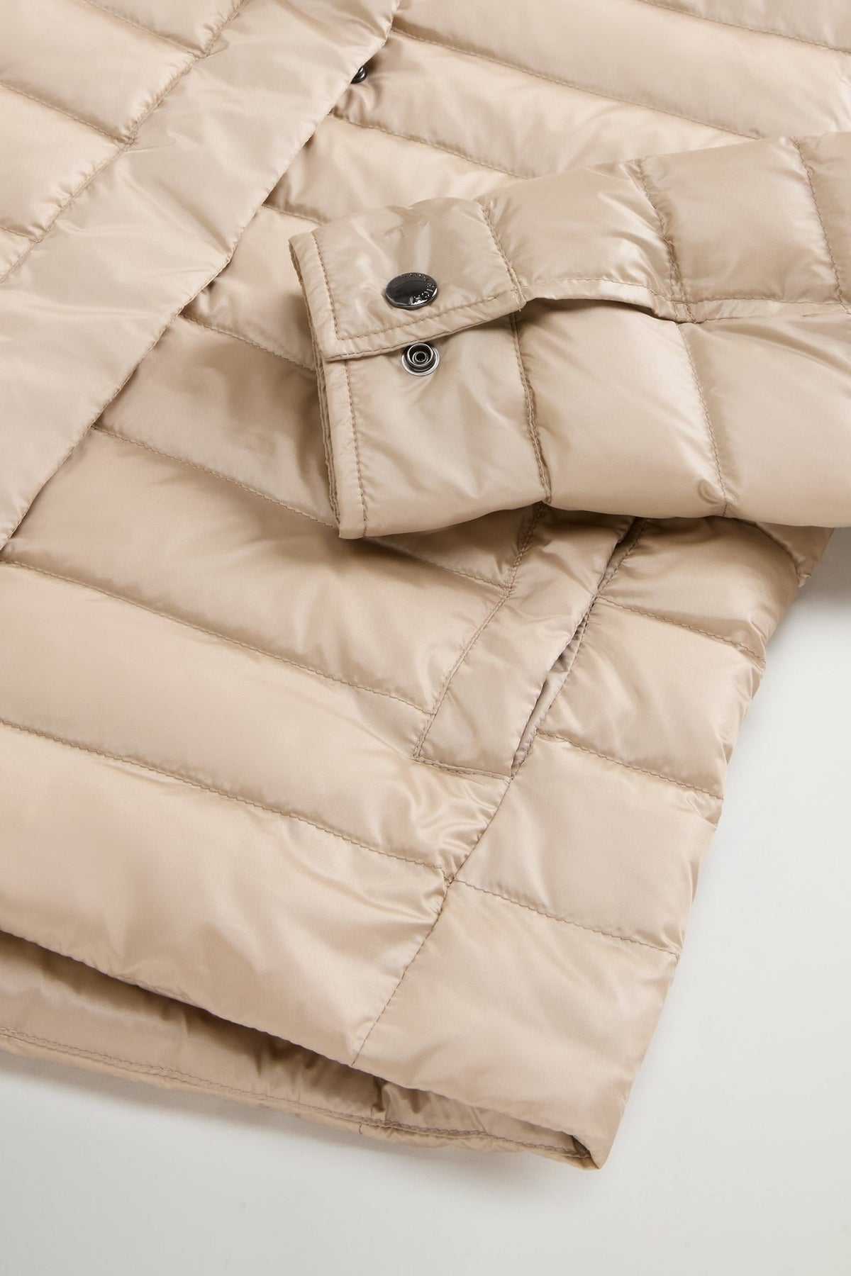 Lightweight Down Jacket in Liquid Nylon - woolrich-us - Outerwear