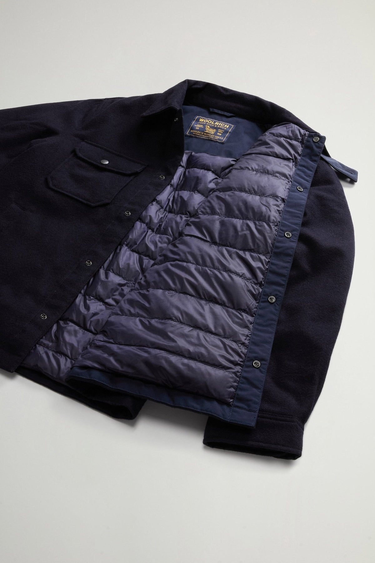 Padded Alaskan Overshirt in Recycled Melton Italian Wool Blend - woolrich-us - Clothing