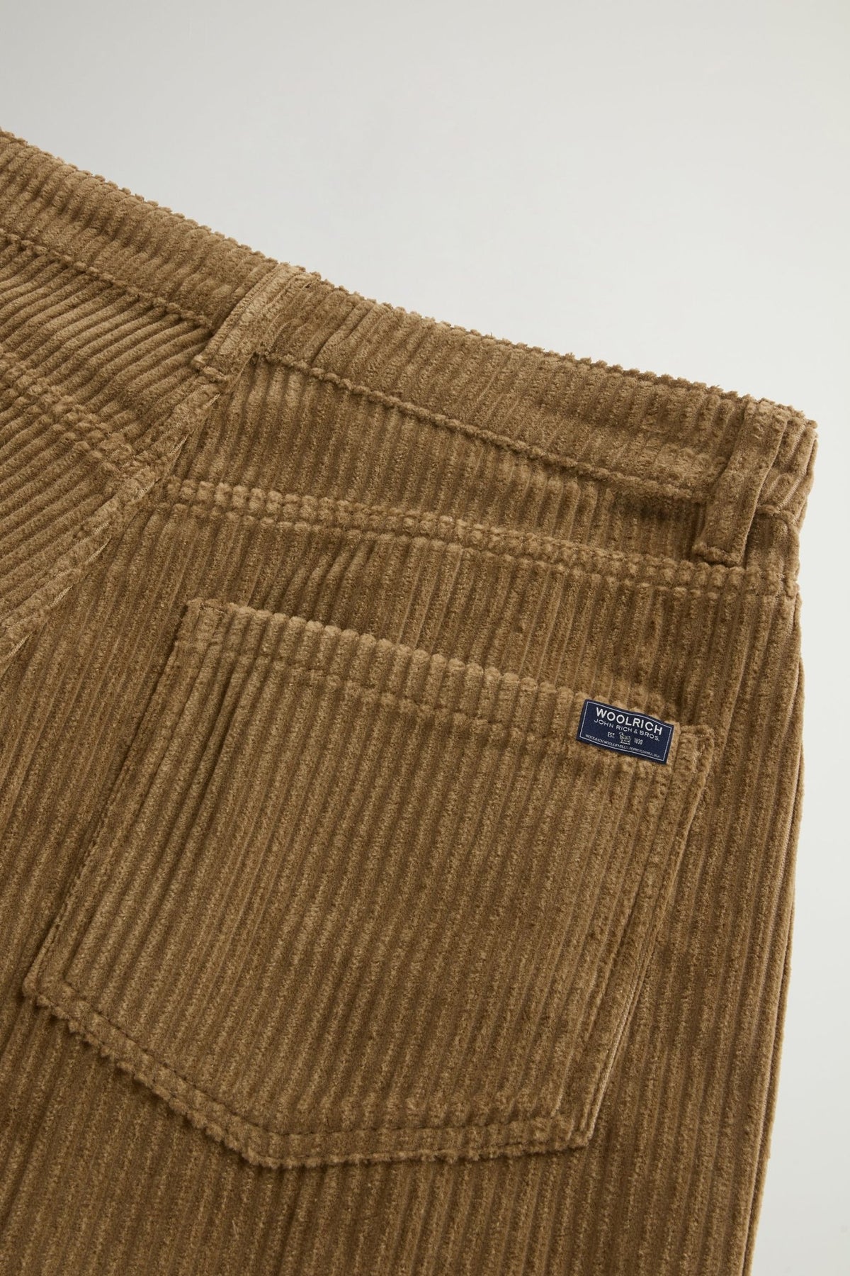Pants in Pure Cotton Corduroy - woolrich-us - Clothing